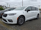 New 2025 Chrysler Pacifica Select image 3
