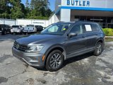 Used 2020 Volkswagen Tiguan SE w/ Panoramic Sunroof Package image 2