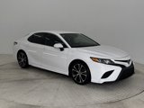 Used 2020 Toyota Camry SE image 2