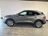 Used 2022 Ford Escape Titanium image 2