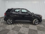 Used 2022 Hyundai Venue SEL w/ Cargo Package image 2