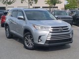 Used 2019 Toyota Highlander XLE image 2