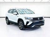 Used 2022 Volkswagen Taos SE image 3