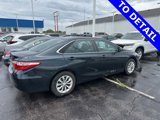 Used 2016 Toyota Camry image 3