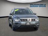 Used 2021 Volkswagen Tiguan SE image 2