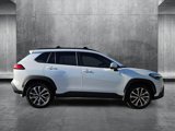 Used 2022 Toyota Corolla Cross XLE image 4