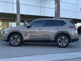Used 2024 Nissan Rogue SV image 4