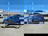 Used 2019 Ford Taurus SE image 2