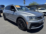 Used 2021 Volkswagen Tiguan SE R-Line image 2