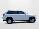 Used 2017 Jeep Grand Cherokee Laredo image 4
