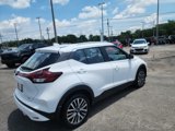 Used 2023 Nissan Kicks SV image 4