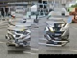 Used 2020 Nissan Rogue SV image 2
