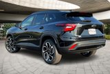 New 2025 Chevrolet Trax RS w/ Sunroof Package image 3