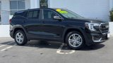 Used 2024 GMC Terrain SLE image 2