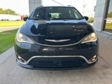 Used 2019 Chrysler Pacifica Touring-L Plus w/ Advanced Safetytec Group image 3