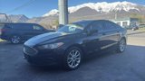 Used 2017 Ford Fusion SE w/ Fusion SE Technology Package image 3