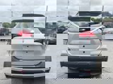 Used 2020 Nissan Kicks SR image 5