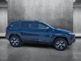 Used 2018 Jeep Cherokee Trailhawk w/ Comfort/Convenience Group image 4