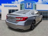 Used 2018 Honda Accord Sport image 2