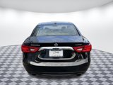 Used 2017 Nissan Maxima Platinum image 4