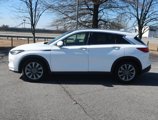 Used 2021 INFINITI QX50 Luxe image 2