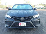 Used 2018 Toyota Camry SE image 2