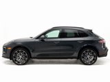 Certified 2024 Porsche Macan image 2