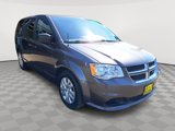 Used 2018 Dodge Grand Caravan SE w/ UConnect Hands-Free Group image 4