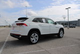 Used 2020 Volkswagen Atlas Cross Sport SE image 3