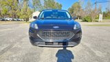 Used 2022 Ford Escape SE image 3