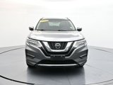 Used 2018 Nissan Rogue SV image 2