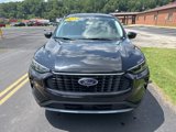 Used 2023 Ford Escape Platinum image 2