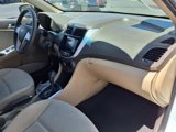 Used 2012 Hyundai Accent GLS image 3