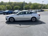Used 2024 Nissan Altima 2.5 SV image 3
