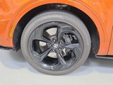 Used 2022 Bentley Bentayga image 6
