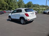 Certified 2022 Chevrolet Trax LT w/ Driver Confidence Package image 5