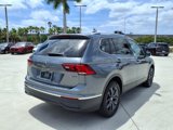 Used 2023 Volkswagen Tiguan SE image 5