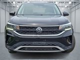 Used 2022 Volkswagen Taos SE image 2