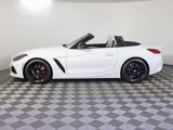 Used 2025 BMW Z4 M40i w/ Premium Package image 2
