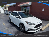Used 2016 Ford Focus ST image 2