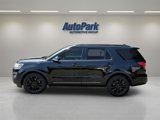 Used 2017 Ford Explorer XLT w/ Equipment Group 202A image 4