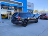 Used 2023 GMC Acadia SLE w/ Driver Convenience Package image 6