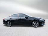 Certified 2022 Hyundai Elantra SEL w/ Convenience + Premium Package image 2