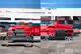 Used 2023 GMC Acadia SLT image 2