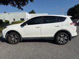 Used 2018 Toyota RAV4 LE image 4