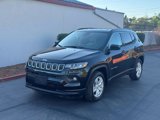 Used 2022 Jeep Compass Latitude image 2