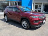 Used 2022 Jeep Compass Latitude image 3