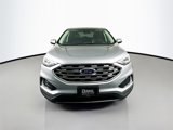 Used 2022 Ford Edge Titanium image 2