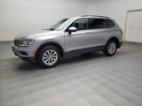 Used 2020 Volkswagen Tiguan S image 2