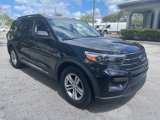 Used 2021 Ford Explorer XLT image 2